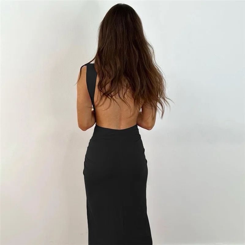 Vestido Feminino Longo com Fenda