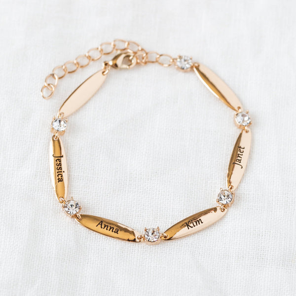 Pulseira com Nomes Personalizados Gravada com Cristais banhados a Ouro 18K (50%OFF💎)