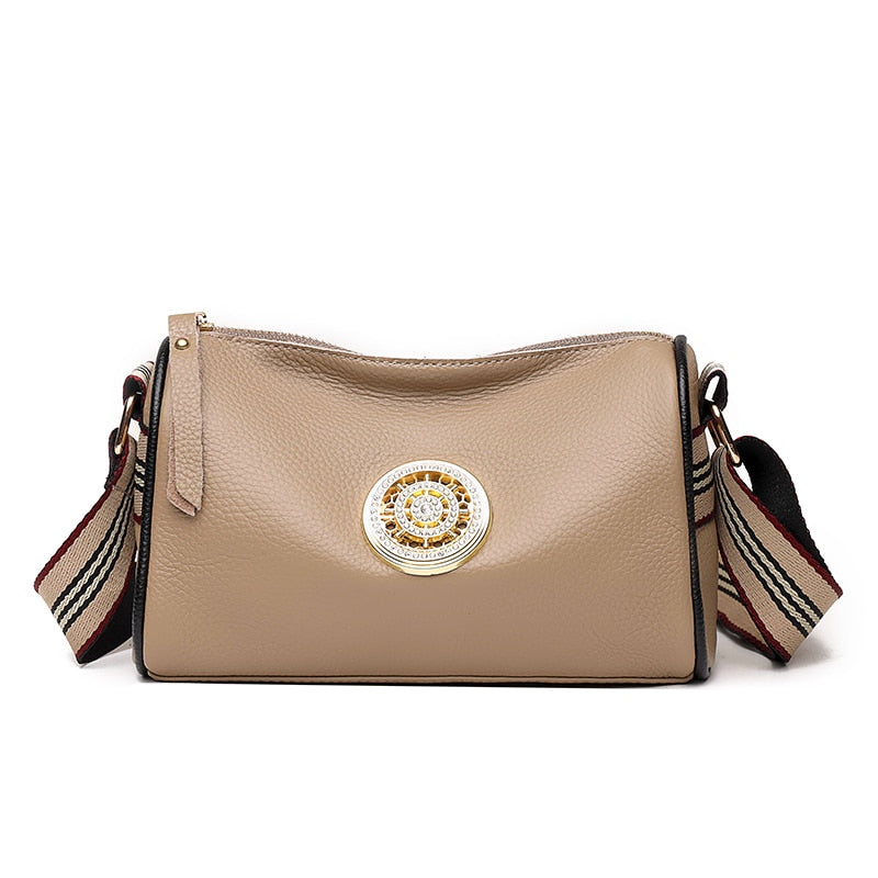 Bolsa de Couro Feminina Bella Fashion - 40% OFF + Frete Grátis